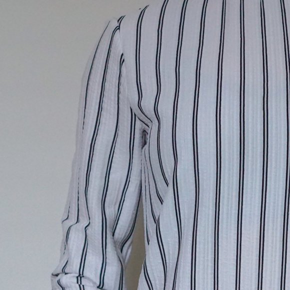 Dynamite Black & White Striped Long-Sleeve Shirt - Picture 3 of 16